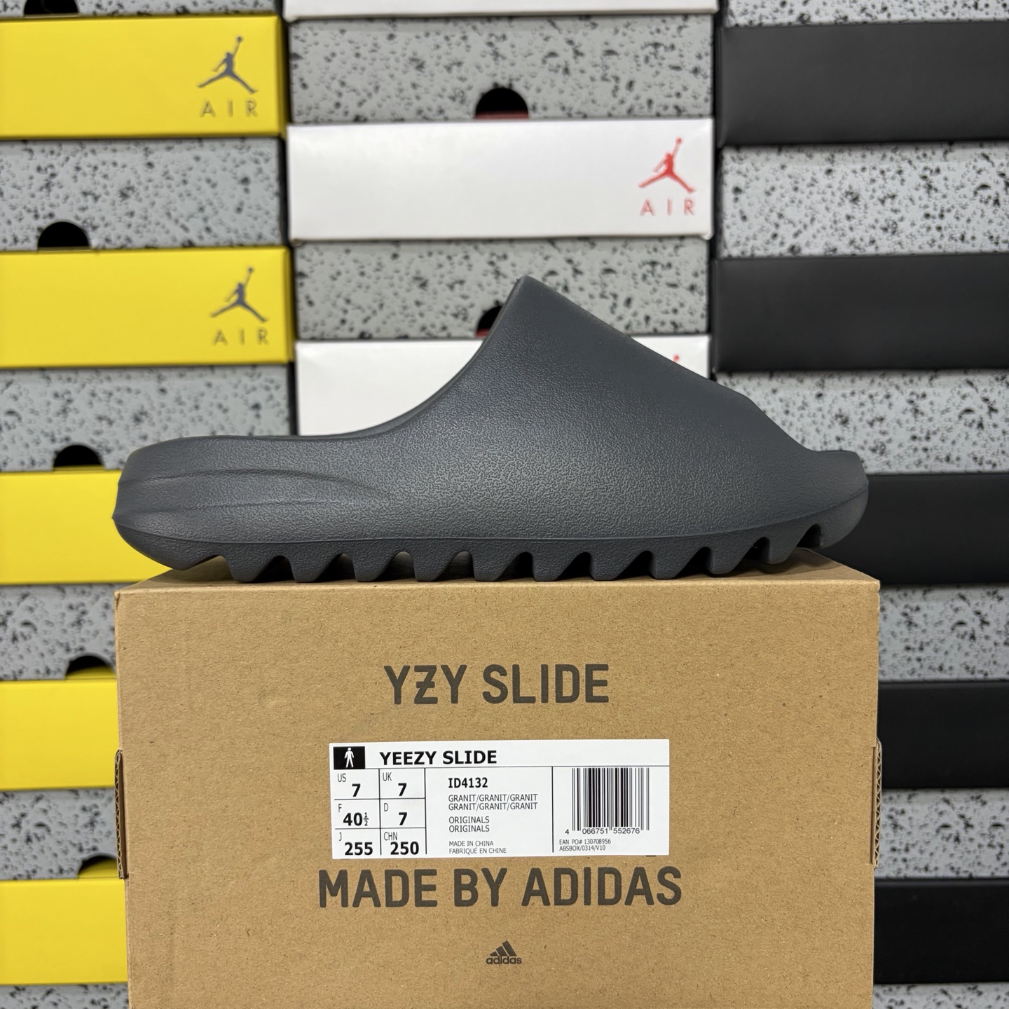 ADIDAS YEEZY SLIDE