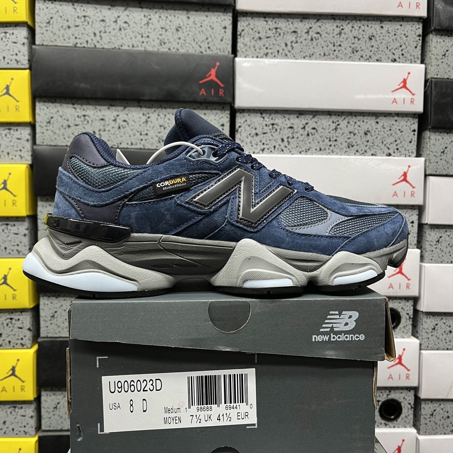 NEW BALANCE 9060