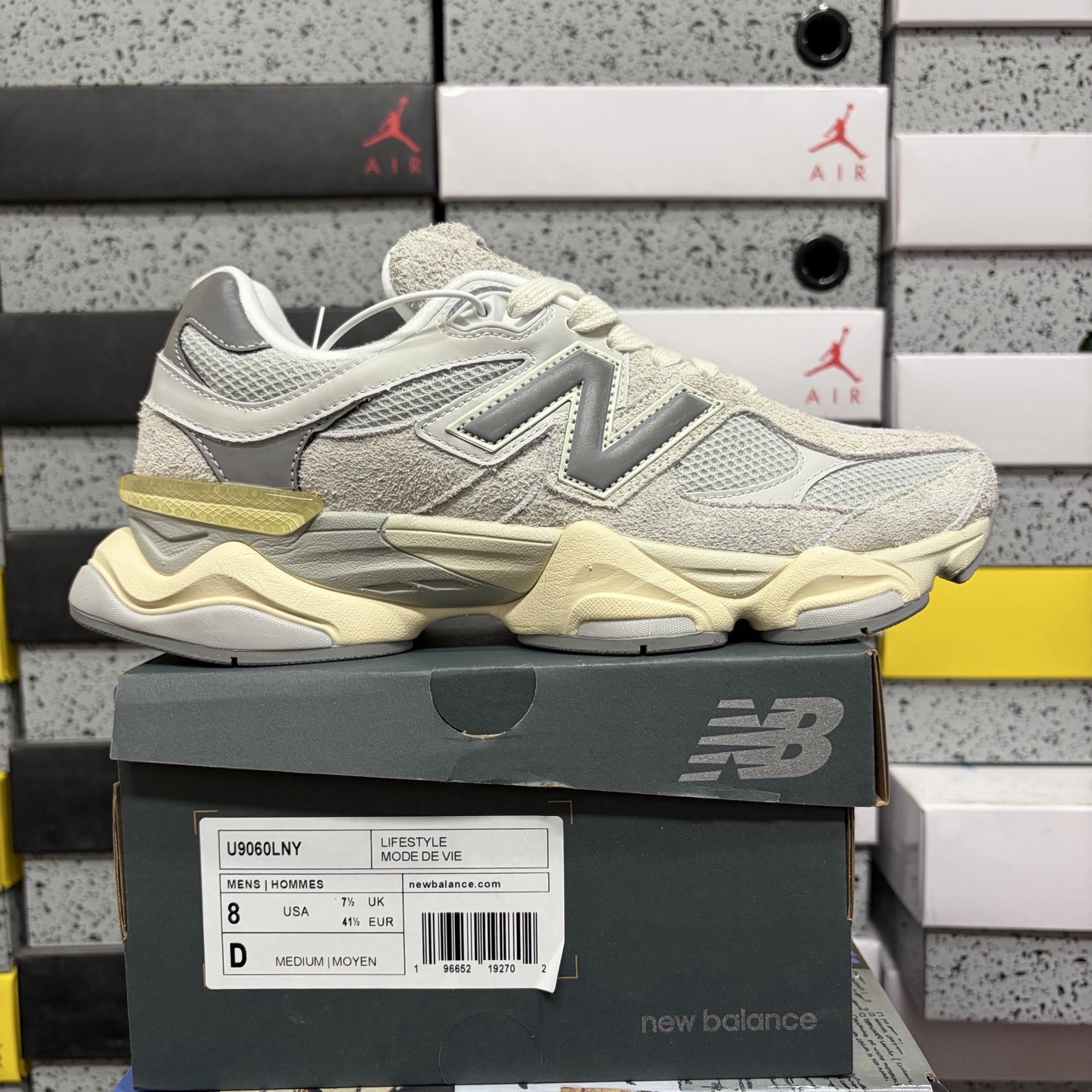 U9060LNY